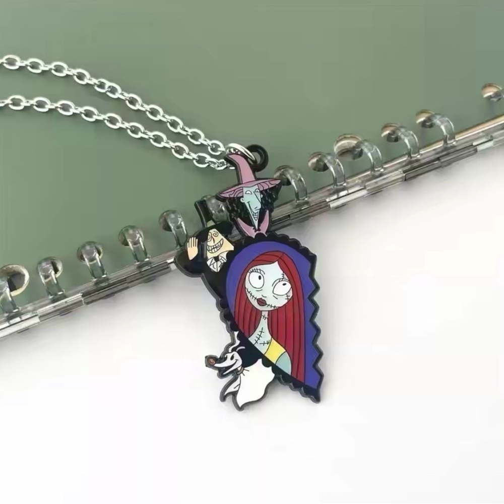 Disney Nightmare Before Christmas Theme Bestie BFF 2 PC Heart Necklace Set - Picture 2 of 6